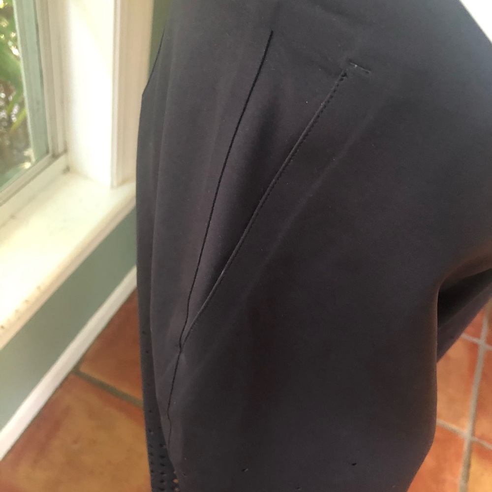 LuLuLemon mesh pants - Picture 10 of 10